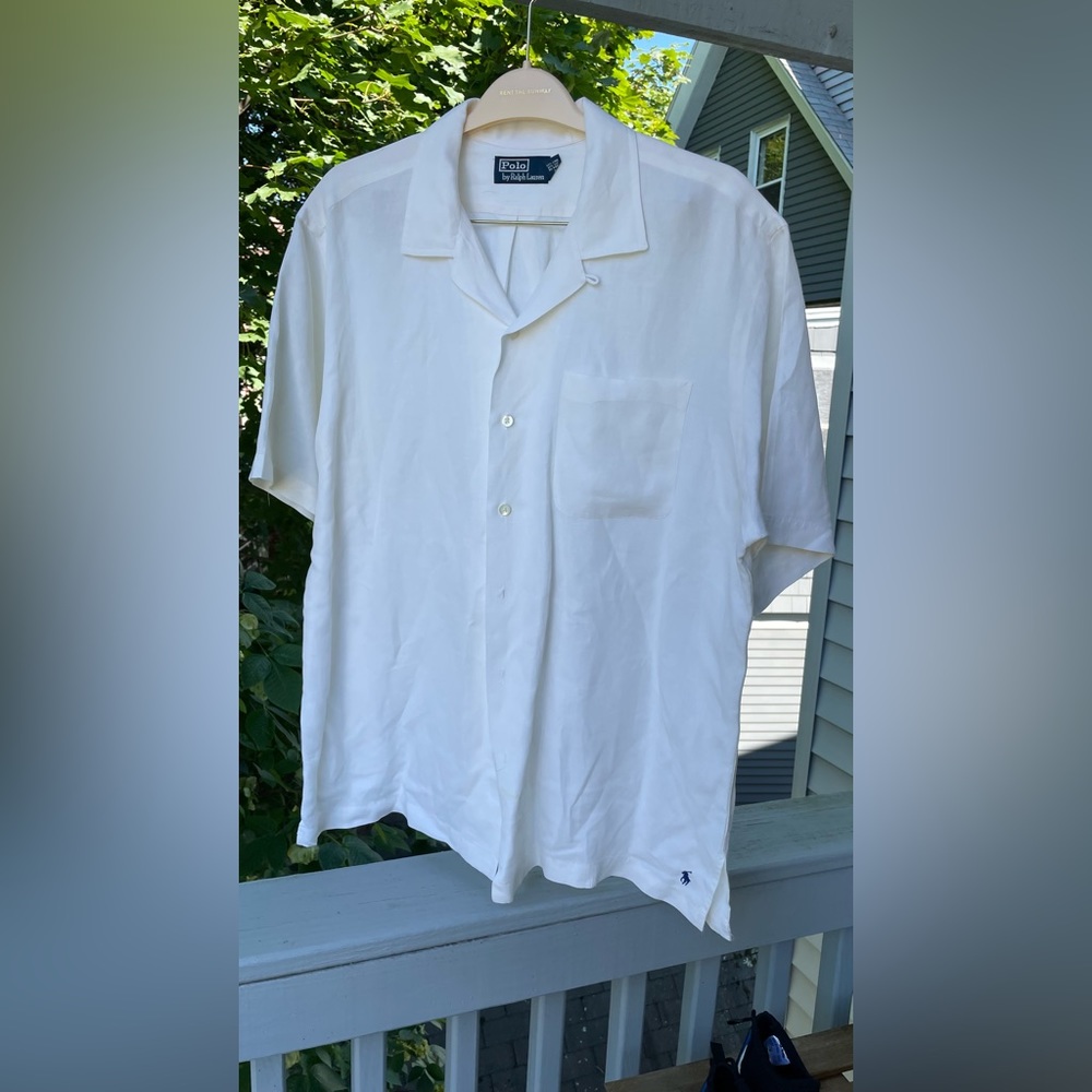 Polo by Ralph Lauren linen/silk short sleeve shirt with a camp collar